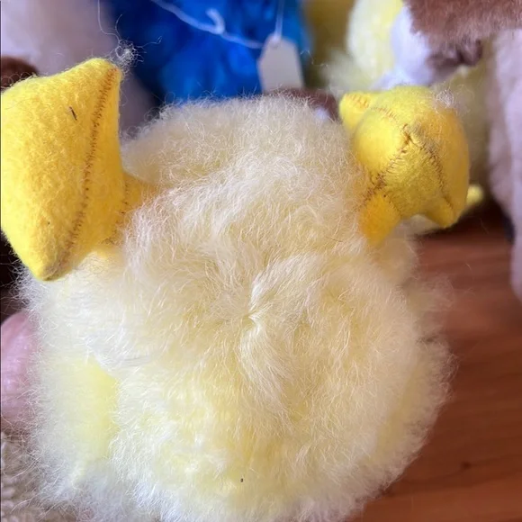 032. Yellow Plush Chick Toy alpaca fur - Picture 3 of 5